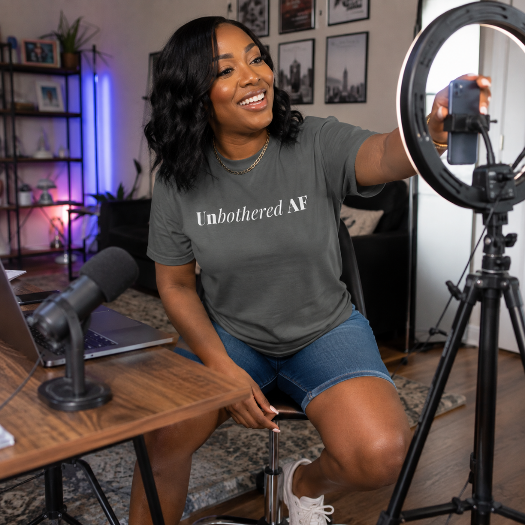 'Unbothered Af' Women's Statement T-shirt